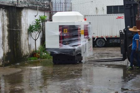 650雕銑機(jī)運(yùn)送過(guò)程