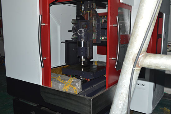 高速數(shù)控雕銑機