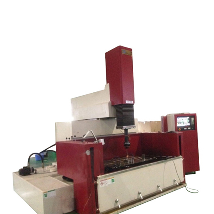 CNC單牛頭火花機(jī) CNC單牛頭火花機(jī)